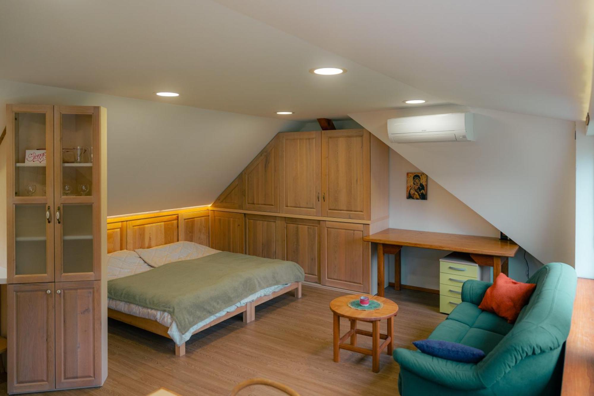 Country Retreat, Near Ljubljana City, Apartma Na Vasi, Blizu Mesta Ljubljana Apartment Медводе Екстериор снимка