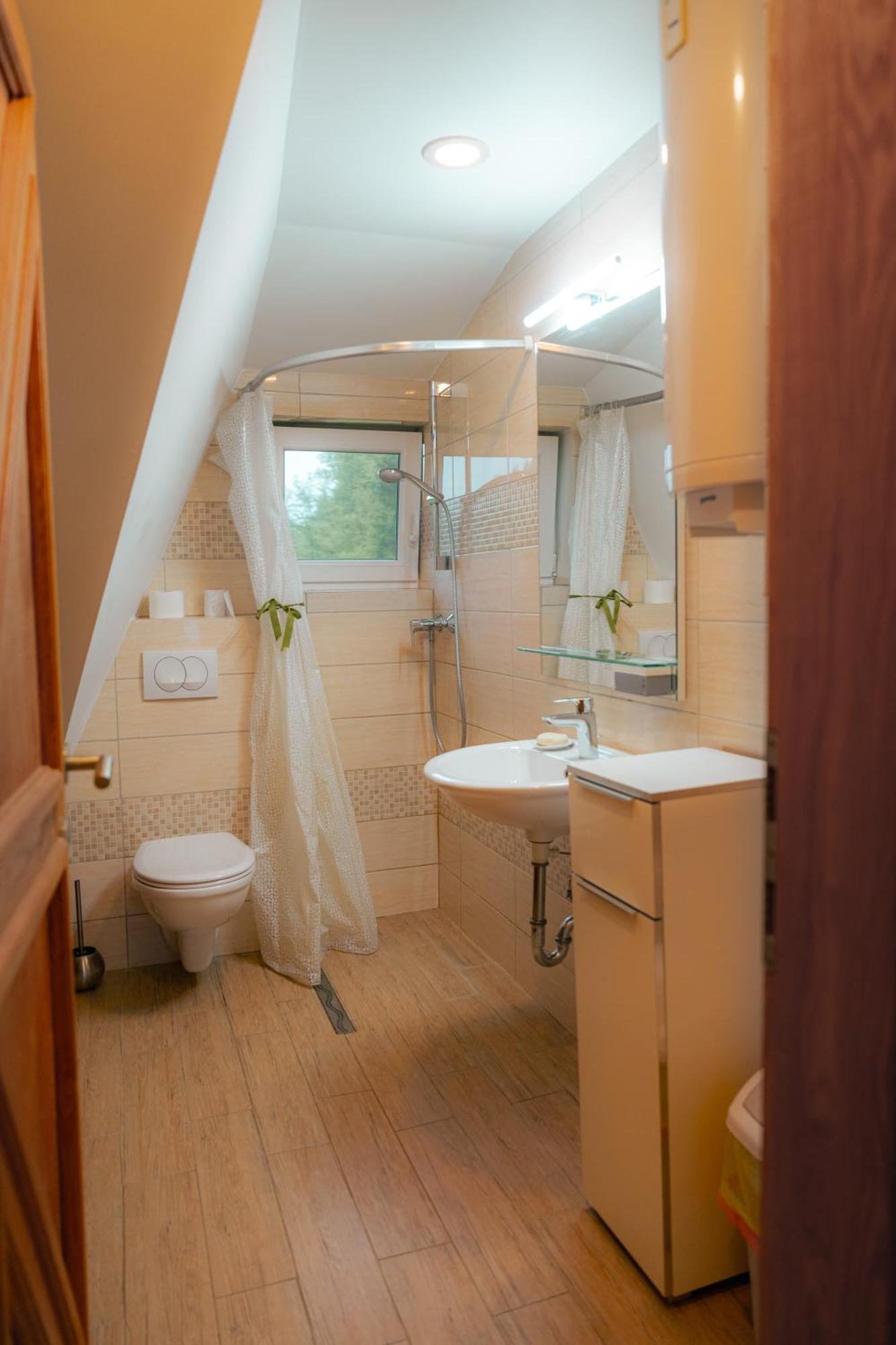 Country Retreat, Near Ljubljana City, Apartma Na Vasi, Blizu Mesta Ljubljana Apartment Медводе Екстериор снимка